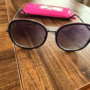 Betsey Johnson | Accessories | New Betsey Johnson Sunglasses  display picture 2